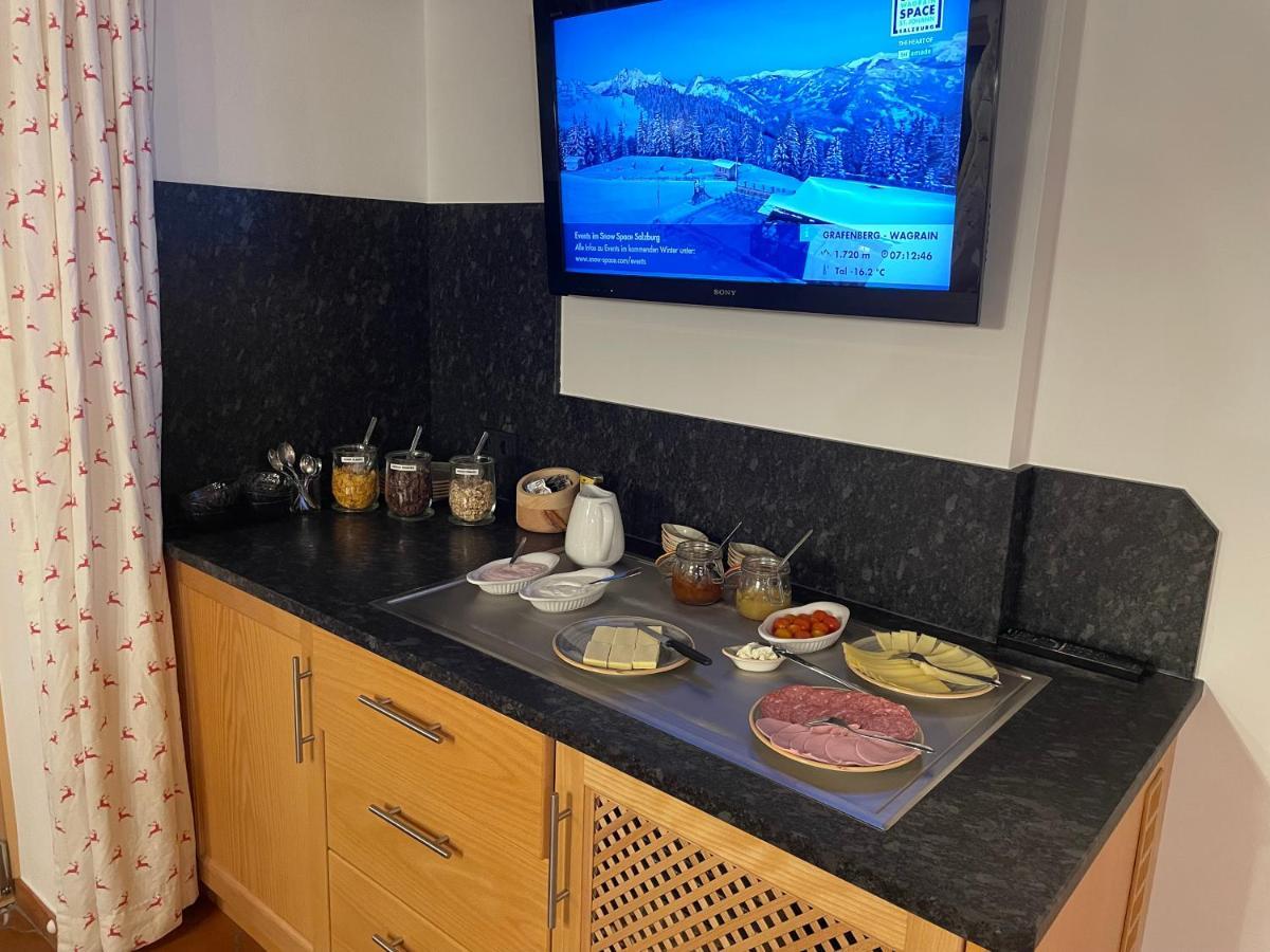 Bed and Breakfast Schrahlehen Wagrain Esterno foto